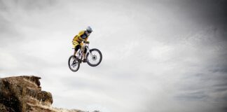 Gdzie kupić strój do jazdy konnej?